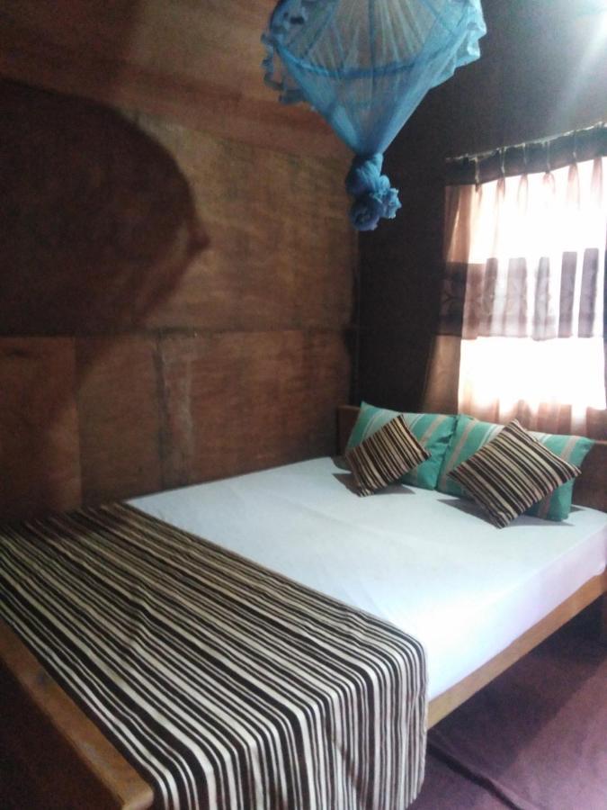 Hotel Blue Ocean Cabana à Trincomalee Extérieur photo